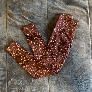 Aerie Chill Play Move High Rise Plum Star Leggings